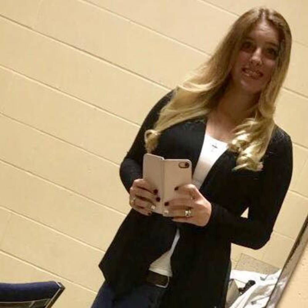 Meet your Posher, Marissa
